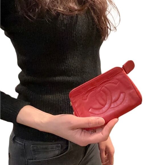 Chanel mini red leather pouch - Picture 12 of 14